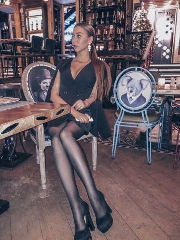 Полина